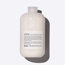 Davines LOVE CURL Cleansing Cream Curl Cleansing Cream for Wavy and Curly Hair 1