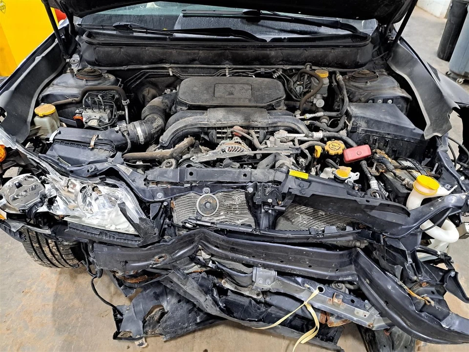 Manija de puerta trasera exterior lado pasajero Rh 2011 Legacy Outback Sku#4231 Foto 2 de 4