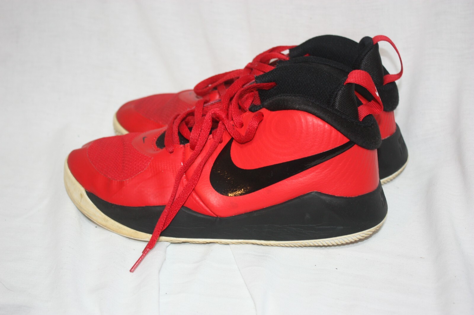 Sneakers Size 4.5