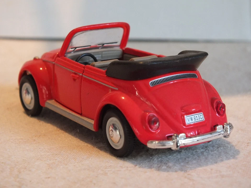 Schuco VW 1300 cabrio Maggiolino 1/43 perfetta - Immagine 2 di 4