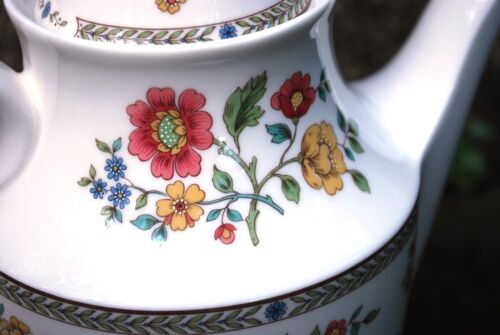 Vtg ROYAL DOULTON KINGSWOOD Footed Coffee Pot W Lid England 10.25" 5 Cup FLORAL - Picture 4 of 24