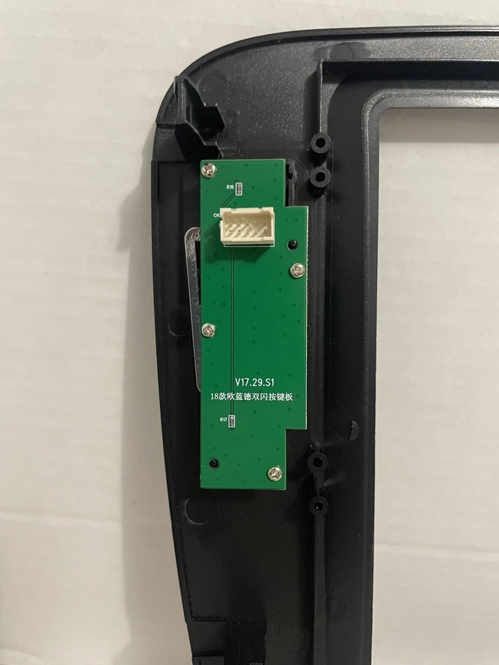 Radio Automática Multimedia GPS Coche Pantalla Vertical 9.7 Pulgadas Estilo Coche Mitsubishi Foto 4 de 4