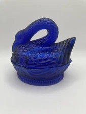 Vintage Cobalt Blue Glass Nesting Swan Covered Glass Candy Dish Taiwan