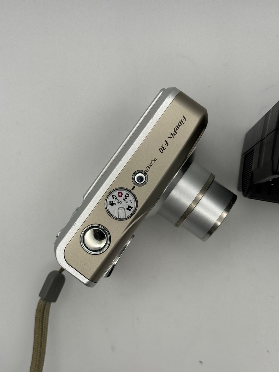 Fujifilm FinePix F30 Digital Digicam Point and Shoot Camera | eBay