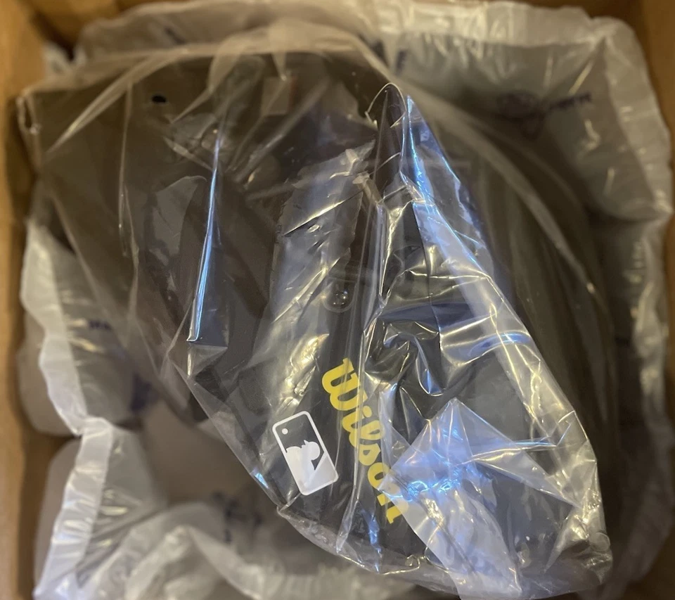 Wilson Pro Stock Titanium Umpire Helmet - New with Tags - Image 4 of 4