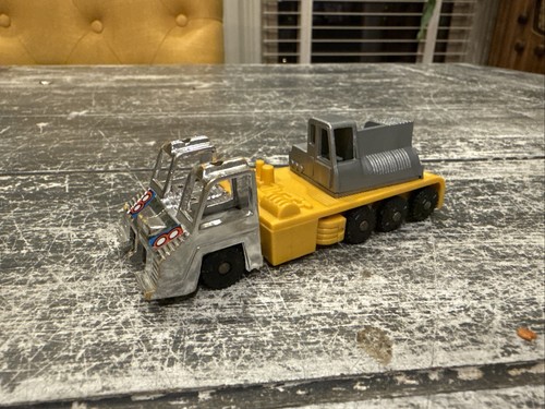 four stars transistors transformers mr hardhat crane - Picture 7 of 7