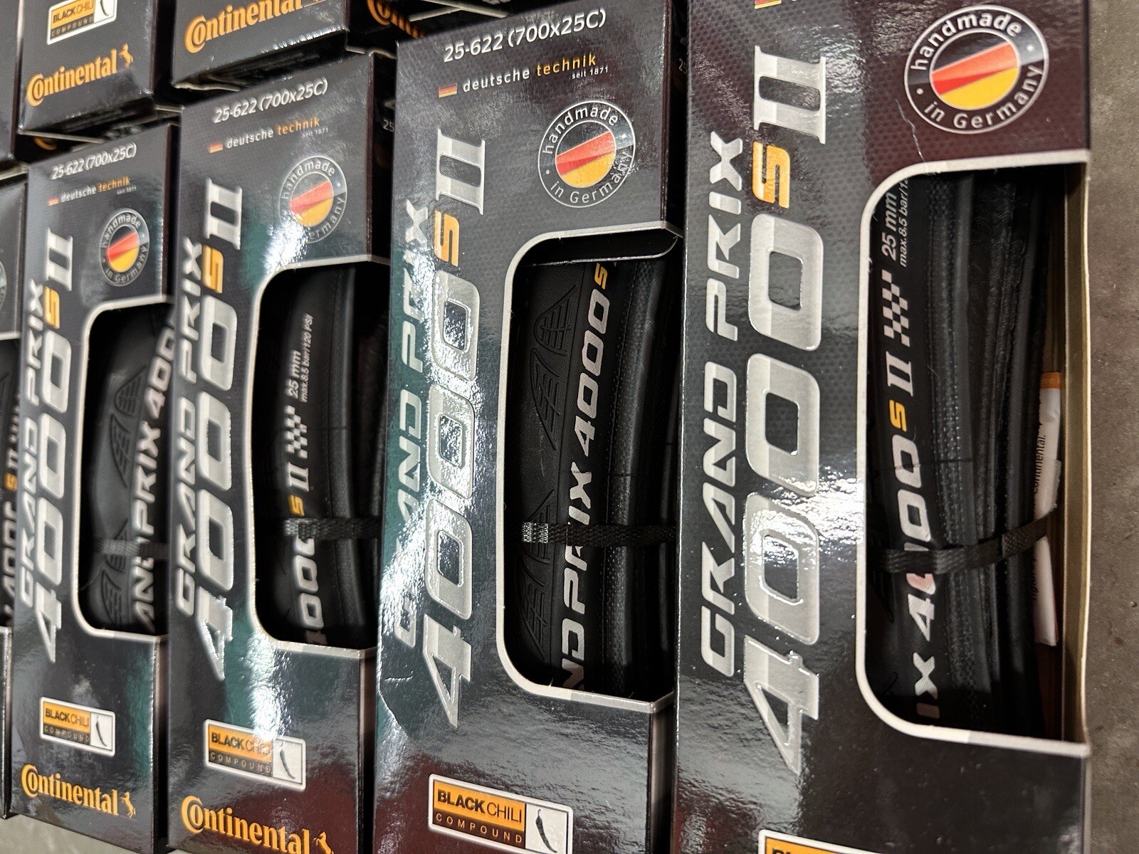 4 New Continental Grand Prix 4000s II Bicycle Tire 700X25c Black Road Bike