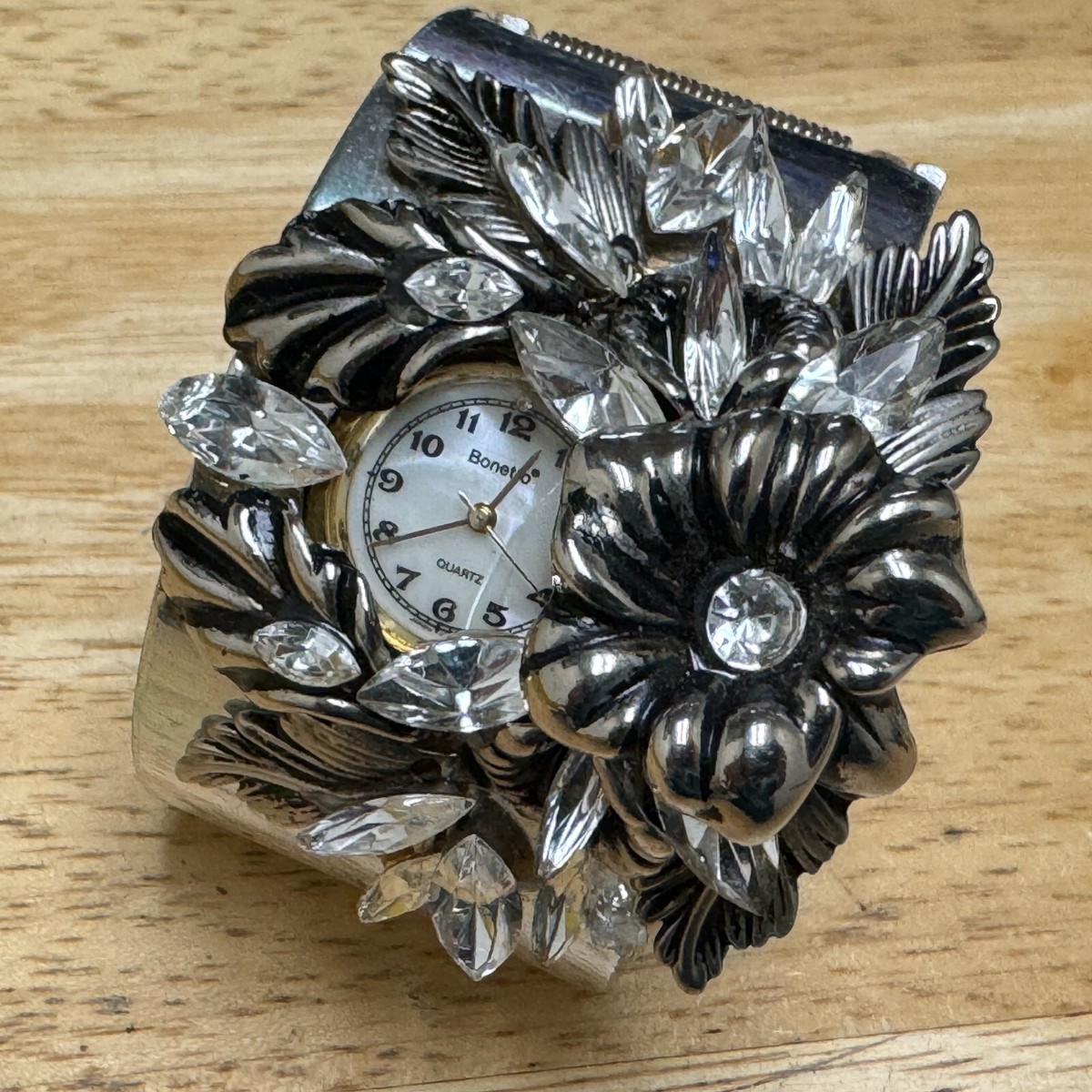 Vintage Bonnetto wristwatch bracelet women\'s metal ornate rhinestone floral. bonetto watch products for sale | eBay main image 3