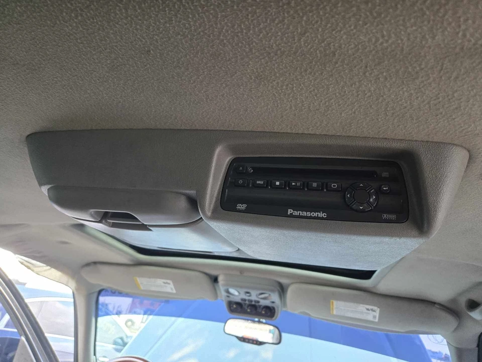 Used Infotainment Display fits: 2006 Cadillac Escalade entertainment system opt - Image 2 of 4