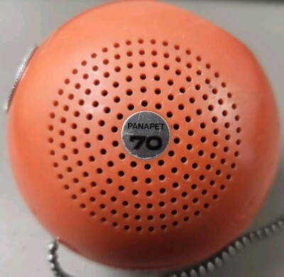 Vintage PANASONIC PANAPET R-70 Transistor Radio Red/Orange Round