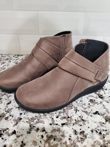 cloud stepper booties