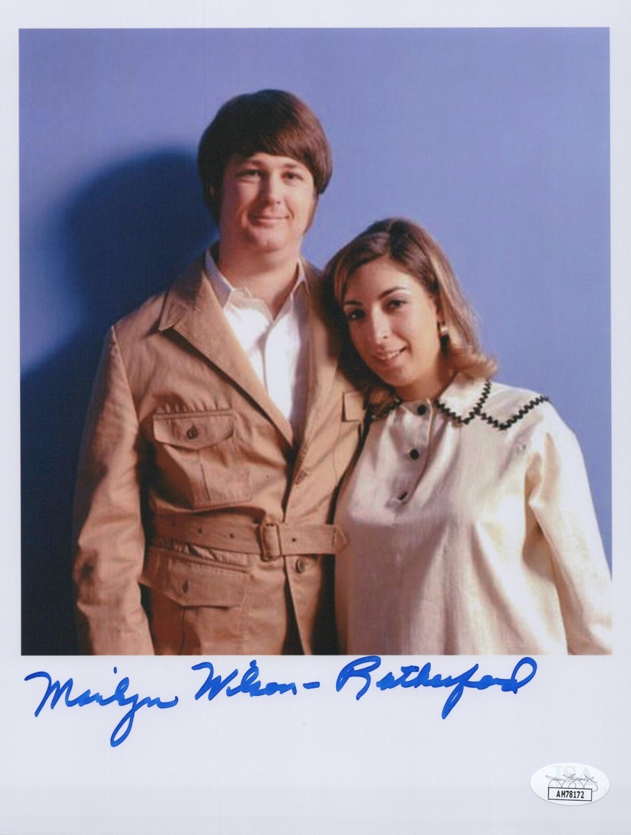 MARILYN WILSON-RUTHERFORD Signed 8x10 BRIAN WILSON Photo Autograph