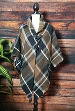 St Johns Bay Poncho One Size Shawl Cape Toggle Sweater Blanket NWT