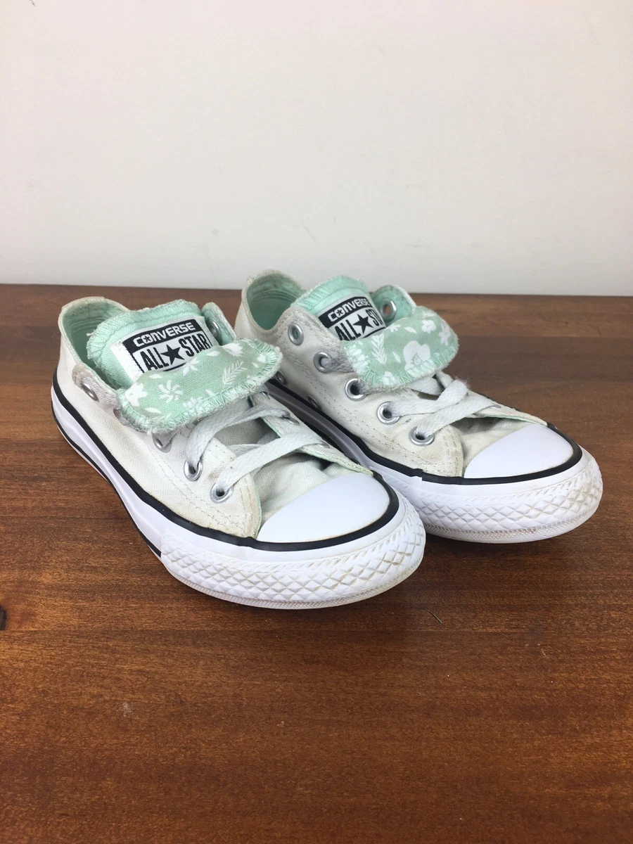 White converse top size 2 junior
