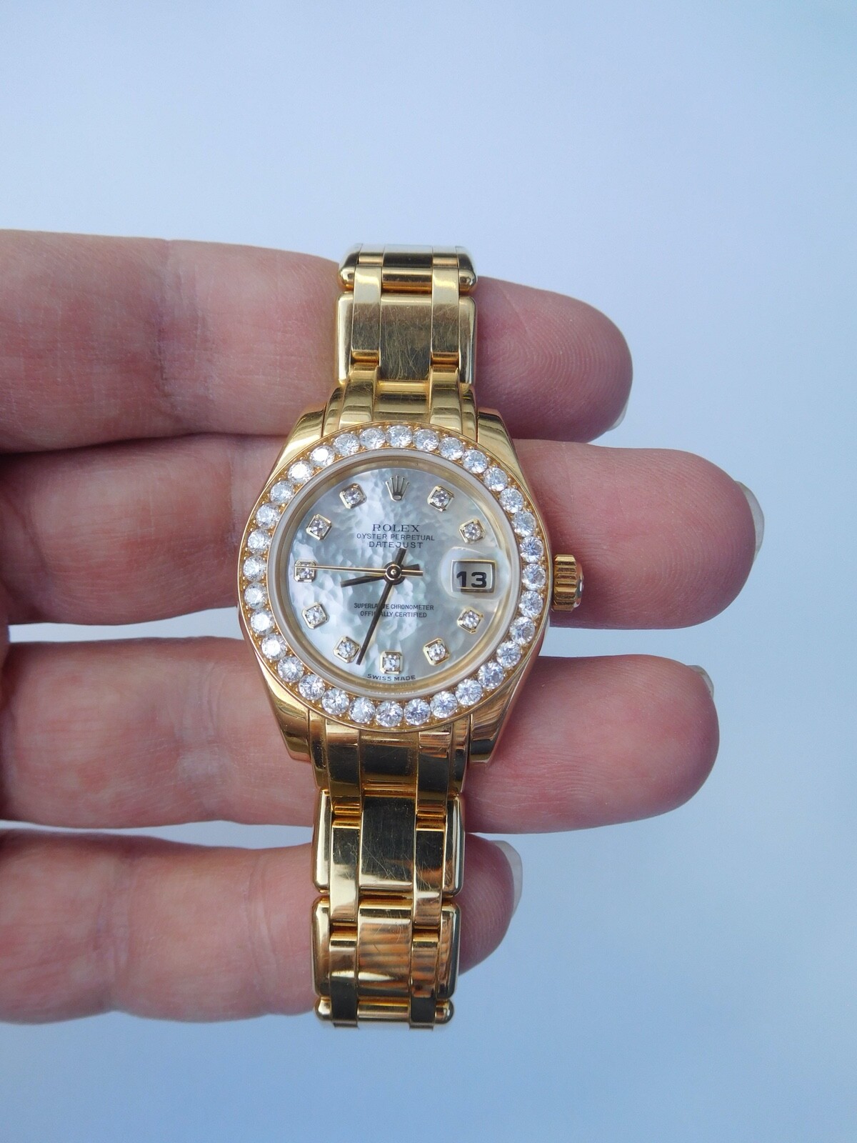 QUALITY ROLEX 18K GOLD DIAMONDS OYSTER