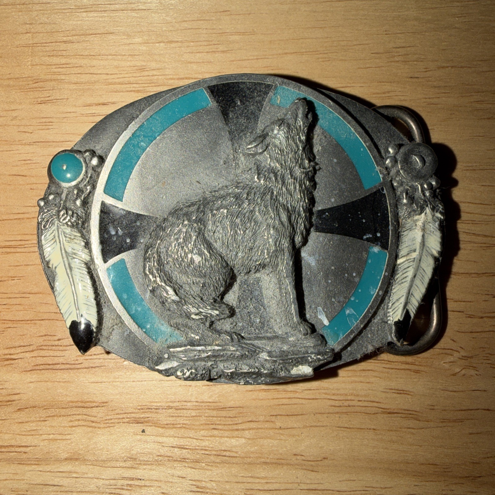 Vtg 1993 WOLF HOWLING Animal Indian ArtWork Siskiyou Co  Belt Buckle