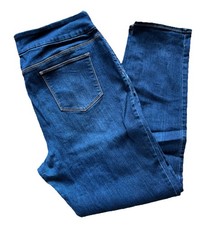 Chico's Women  s indigo Pull on Jeggings- Stretch Back Pocket Detail. Size 2.5/14