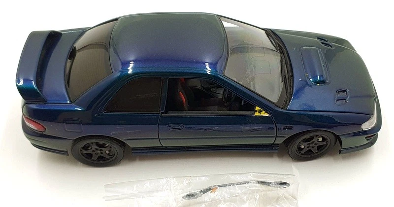 Autoart 1/18 Scale Diecast DC13923A Subaru Impreza WRX STi Version Standox Green - Image 4 of 4