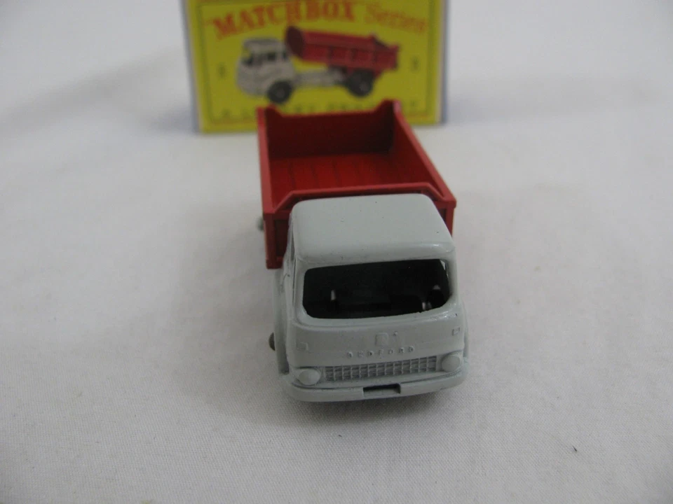 Camión de volteo vintage Lesney Matchbox Bedford volquete con caja #3 ¡Nuevo! Foto 4 de 4