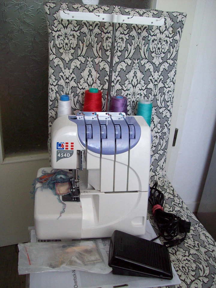 Overlock W6, 3/4 Faden, Differentialtransport - Bild 2 von 4