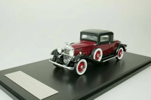 Articoli di modellismo statico scala 1:43 per Packard