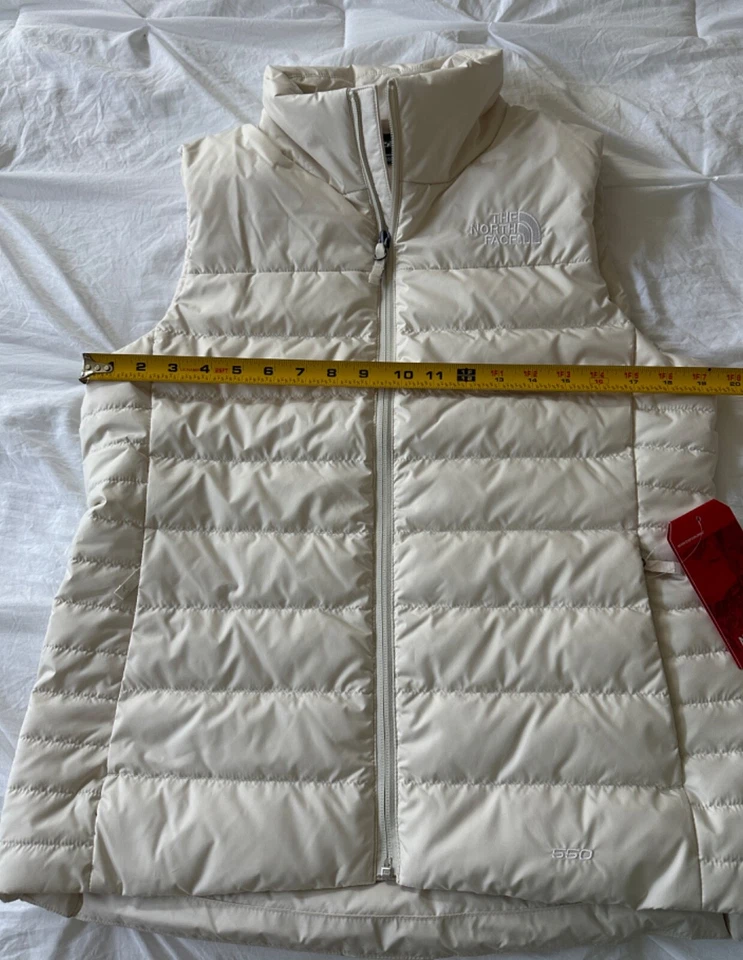 The North Face Women's Down Vest Size Medium Vintage White 550-Fill - Image 4 of 4