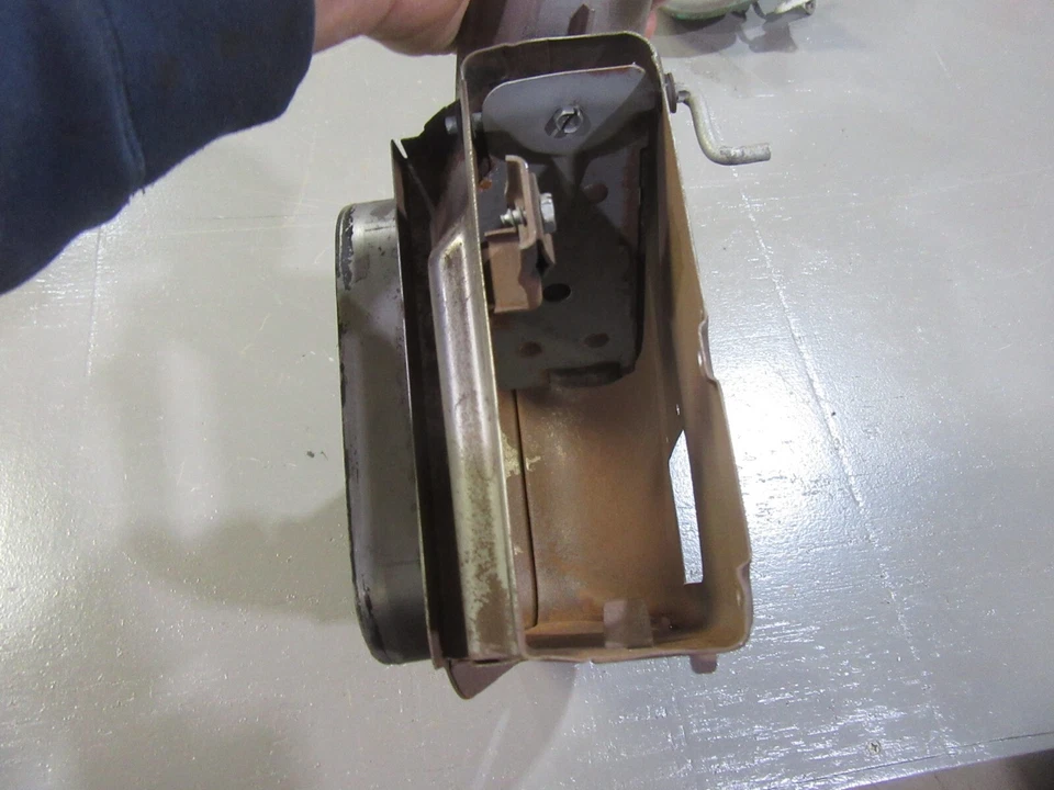 Ford Customline 1955 1956 interior del coche debajo del tablero calefacción carcasa cubierta conducto Foto 2 de 4