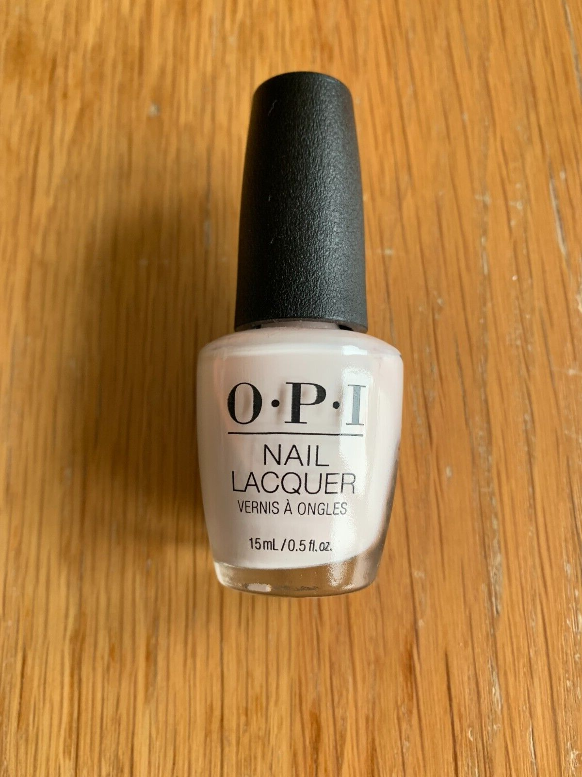 New & Genuine OPI Nail-Lacquer-Polish-15ml HELLO KITTY - Let's Be Friends! (H82)