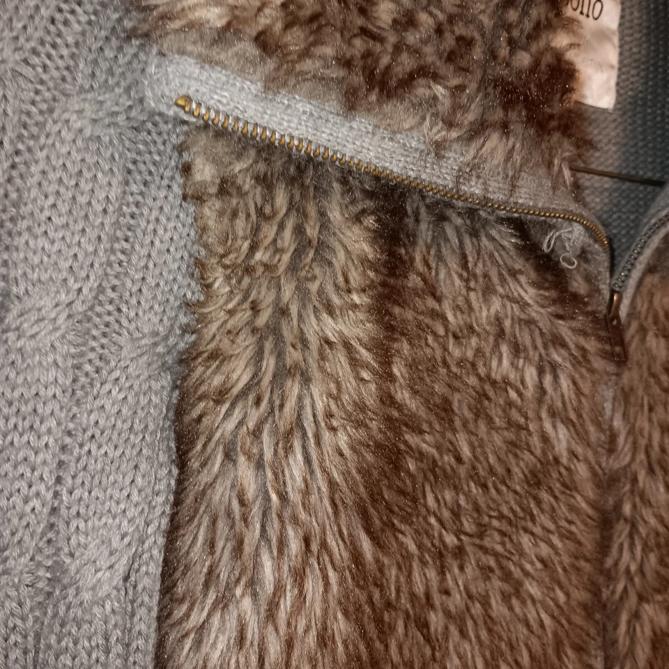 Womens Cavalini Originals Faux Fur Sweater Grey Size Small Winter - Image 4 of 4