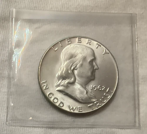 1962 D FRANKLIN HALF DOLLAR == UNCIRCULATED == 90% SILVER