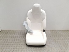 Tesla Model X 2018 Vorne rechts Beifahrersitz 1454068-00-A TLD9756