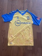 21-'22 Southampton Away Jersey Men's Yellow Polyester Made By: Hummel