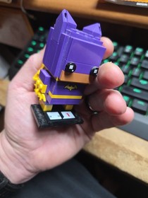 LEGO BRICKHEADZ: Batgirl (41586) Built w Instruction Book No Box