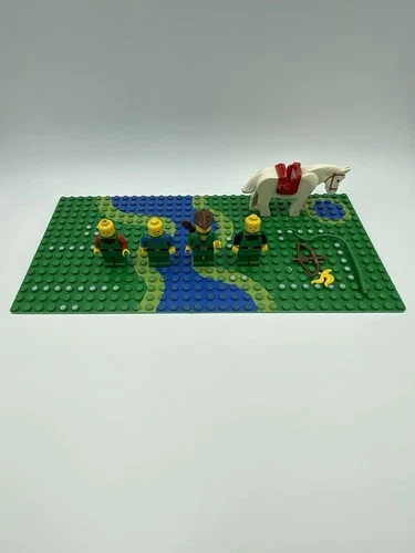 LEGO Castle Forestmen's Crossing (6071) Mini Figures, Horse And Baseplate