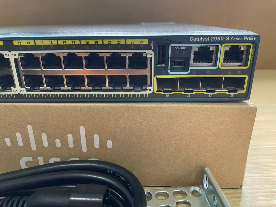 Cisco Catalyst (WS-C2960S-24PS-L) 24-Ports PoE+ Switch. READ DESCRIPTION - Image 3 of 4