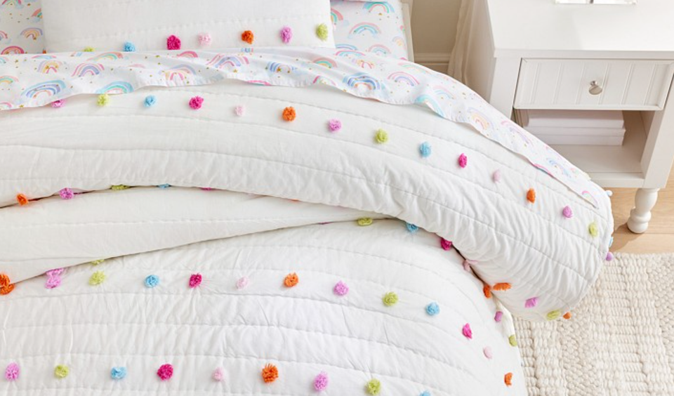 POTTERY BARN KIDS BRIGHT POM POM QUILT TWIN 68" x 86" WHITE MULTI eBay