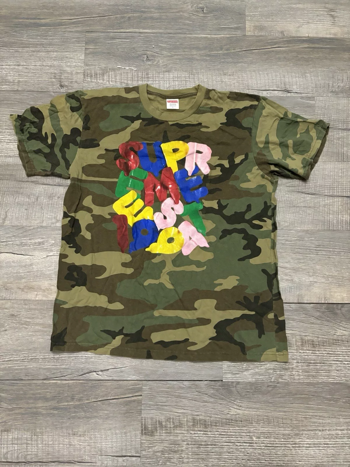 SUPREME TSHIRT   T SHIRT BALLON CAMOUFLAGE BOIS (LARGE)