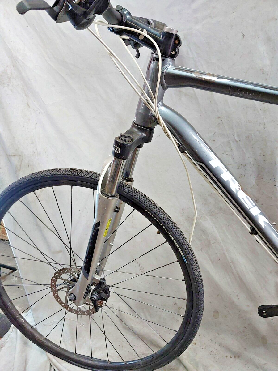 2012 Trek Dual Sport 8.3 Hybrid Bike 21