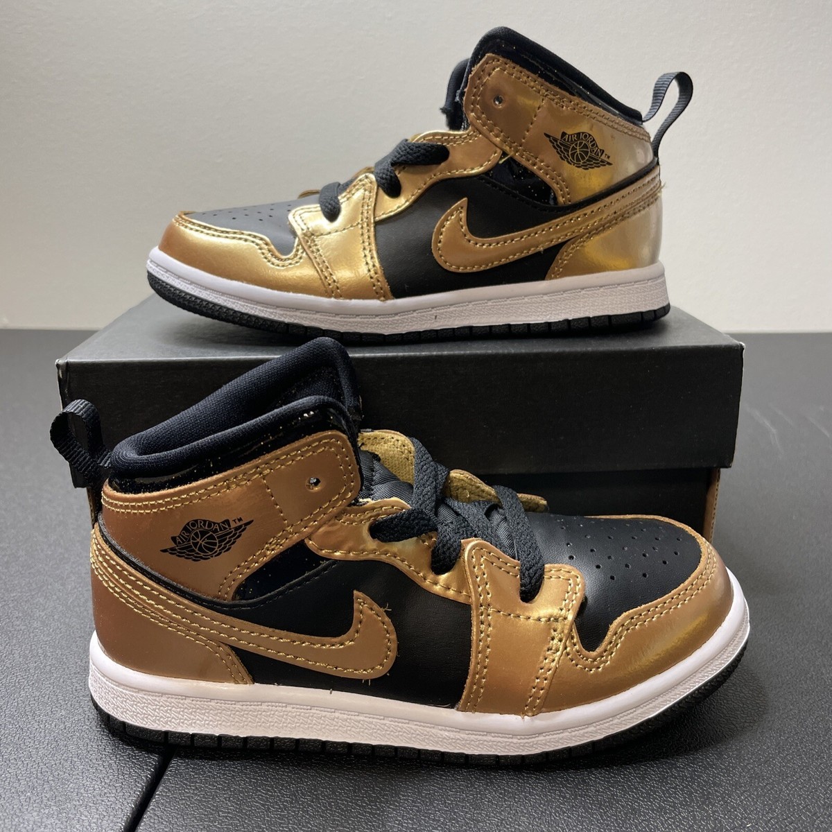 Nike Air Jordan 1 黒/金 キッズシューズ Nike Jordan 1 Mid SE TD Kids Toddler Size 6c Sneaker Shoe Black