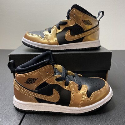 Nike Air Jordan 1 黒/金 キッズシューズ s-l400.jpg