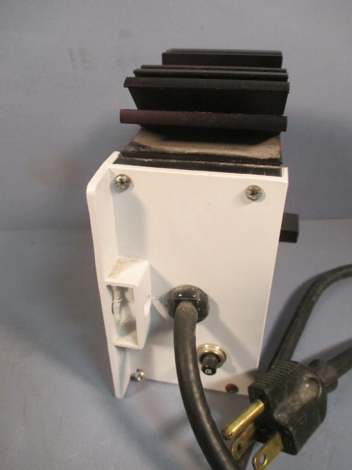 Cole-Parmer Solid State Power Controller 11 Amps 120 VAC 60 HZ 2604-00 - Image 3 of 4