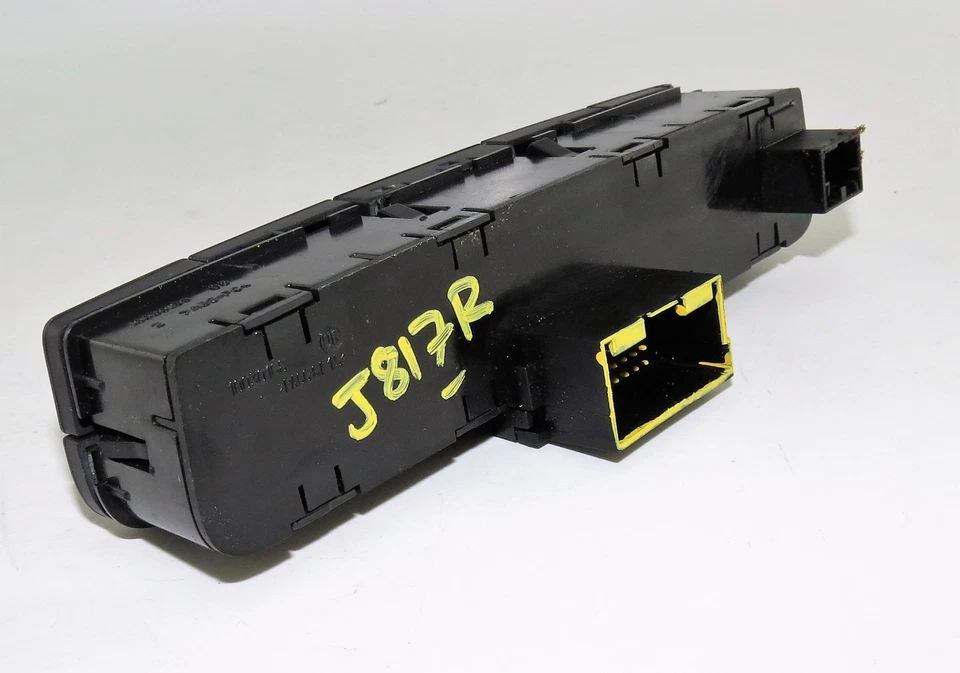 6J0927137T Seat Ibiza 6J Genuine Central Locking Hazard Glass Heating Switch - Image 2 of 4