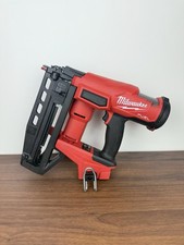 Milwaukee M18 16GA Straight Finish Second Fix Nail/Pin Gun - Bare Unit (inc VAT)