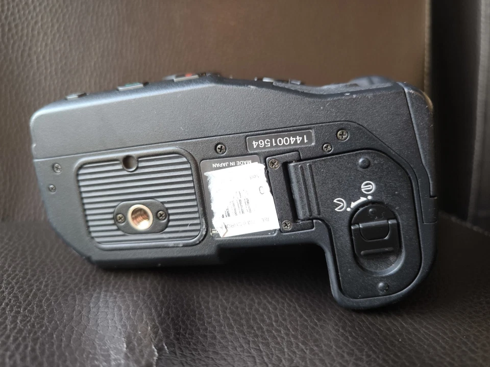 Cámara Olympus E1 CCD 4/3 solo cuerpo Foto 4 de 4