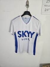 Camiseta deportiva promocional mediana Skyy Vodka #92!
