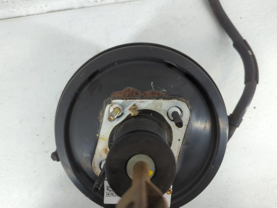 Saturn Ls Power Brake Booster Oem QW8BD - Image 4 of 4