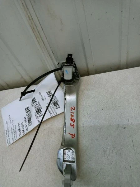 CLK500 2004 Door Handle Exterior 36566 - Image 3 of 4