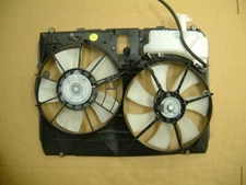 For 2004-2005 Toyota Sienna 3.3L V6 Dual Radiator and Condenser Fan W/ TOW