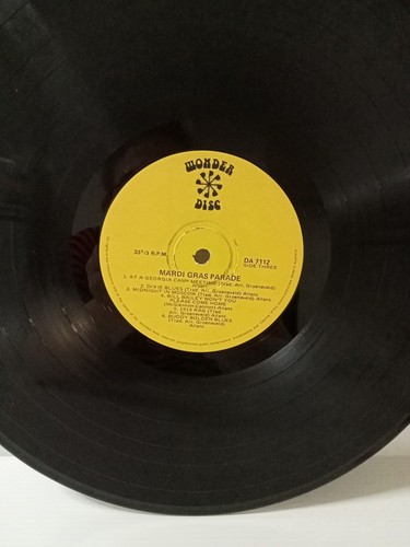 Mardi Gras Padade by Bob Crosby & The Bob Cats with the Dutch Dixieland Band - Picture 12 of 16