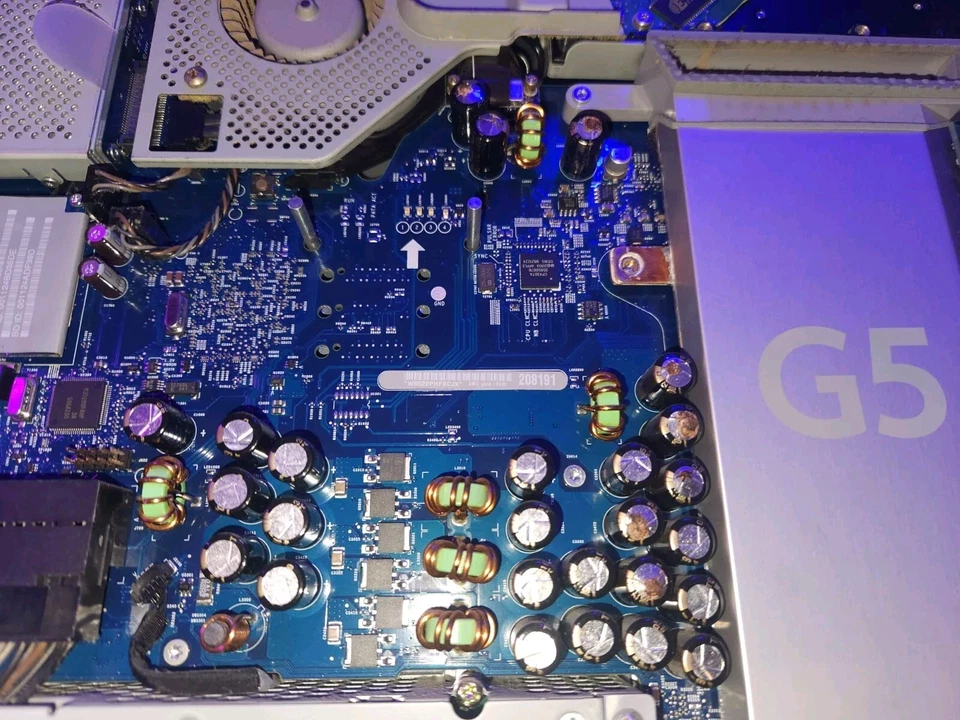 Apple iMac G5 17" A1058 2005 PowerPC G5 1.8GHz 512MB Ram No HD - FOR PARTS - Image 4 of 4